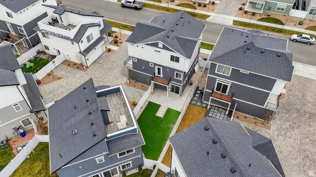 174 E Polaris Dr, Saratoga Springs, UT 84045 - Image #3