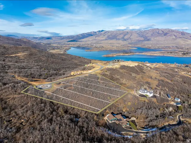 1436 S Legacy Mountain Dr #12, Huntsville, UT 84317 - Image #2