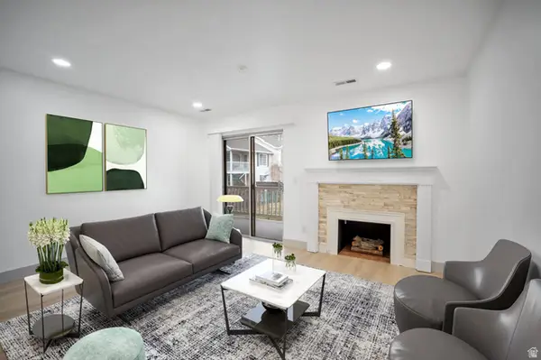 88 W 50 S #Q17, Centerville, UT 84014