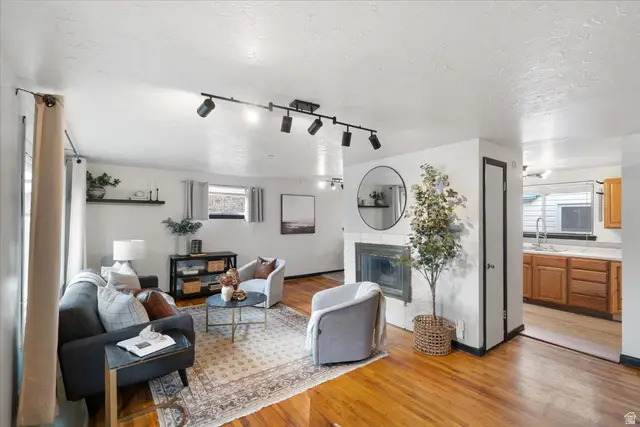 1533 S 200 E, Orem, UT 84058 - Image #3