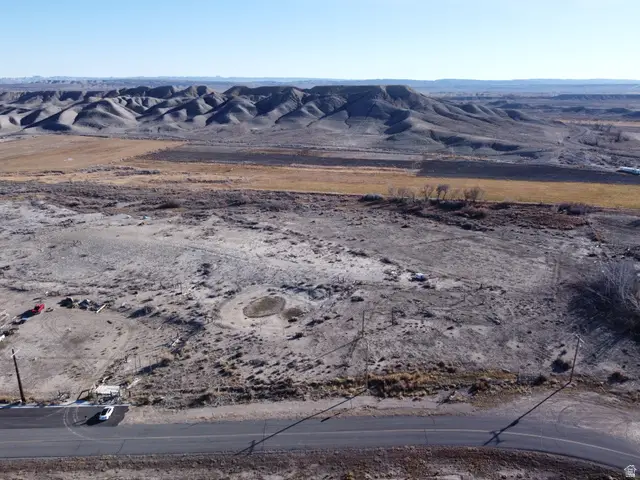 660 E 5th S, Clawson, UT 84516 - Image #3