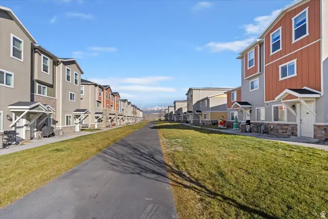 639 N 160 E, Vineyard, UT 84059 - Image #2