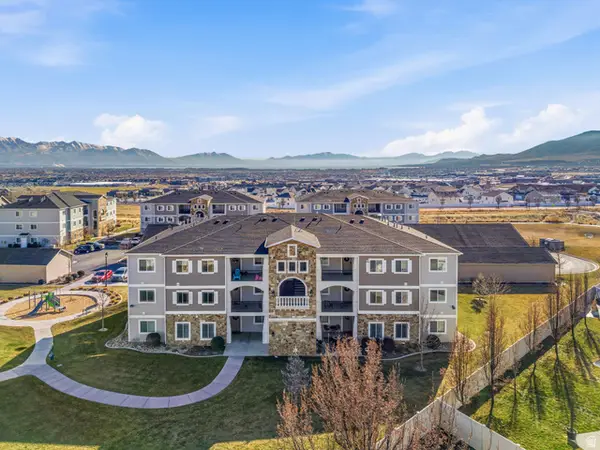 216 W Ridge Rd S, Saratoga Springs, UT 84045