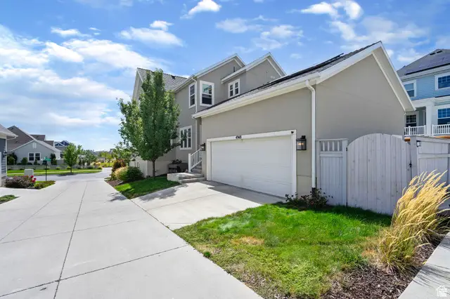 4948 W Beach Comber Way, South Jordan, UT 84009 - Image #3