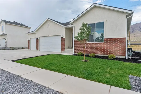 3675 N Columbine Way #381, Eagle Mountain, UT 84005