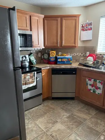 3842 S Clare Dr #D-1, West Valley City, UT 84119 - Image #3