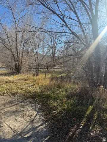 127 Ivy St, Helper, UT 84526