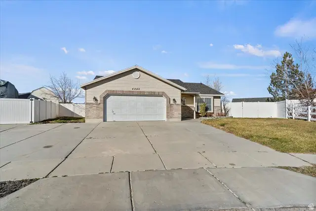 4240 W 5300 S, Roy, UT 84067 - Image #2