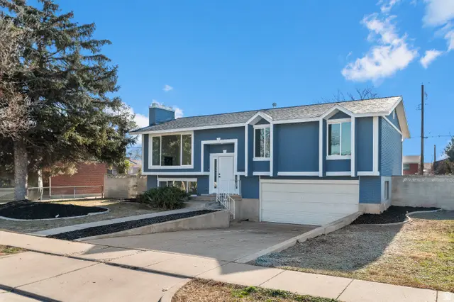 3329 W Sunnybrook Dr, West Valley City, UT 84119 - #2