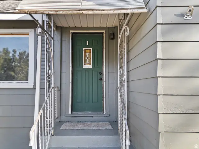 694 S 600 E, River Heights, UT 84321 - Image #3