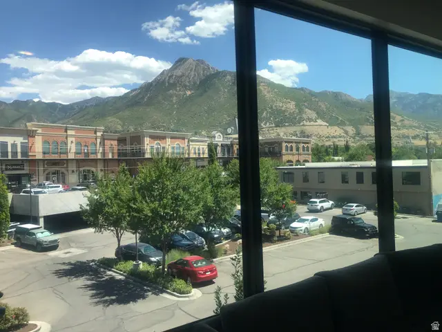 2240 E Laney Ave S #102, Holladay, UT 84117 - Image #1