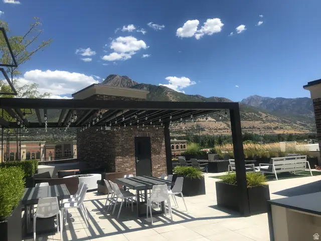 2240 E Laney Ave S #102, Holladay, UT 84117 - Image #2