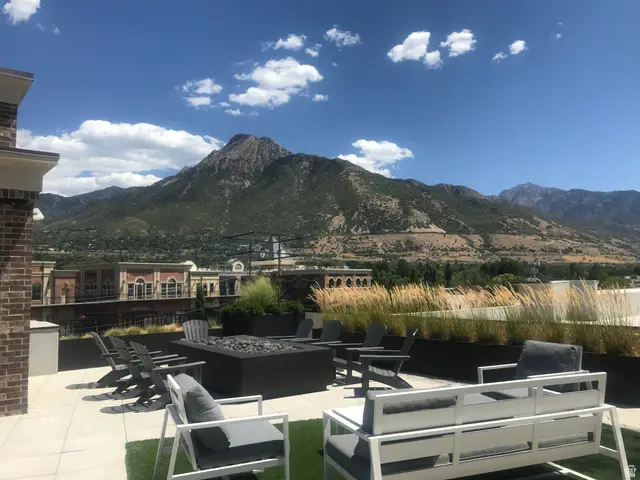 2240 E Laney Ave S #102, Holladay, UT 84117 - Image #3