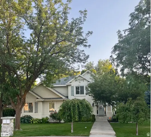 7968 S Willow Cir, Cottonwood Heights, UT 84093 - Image #1