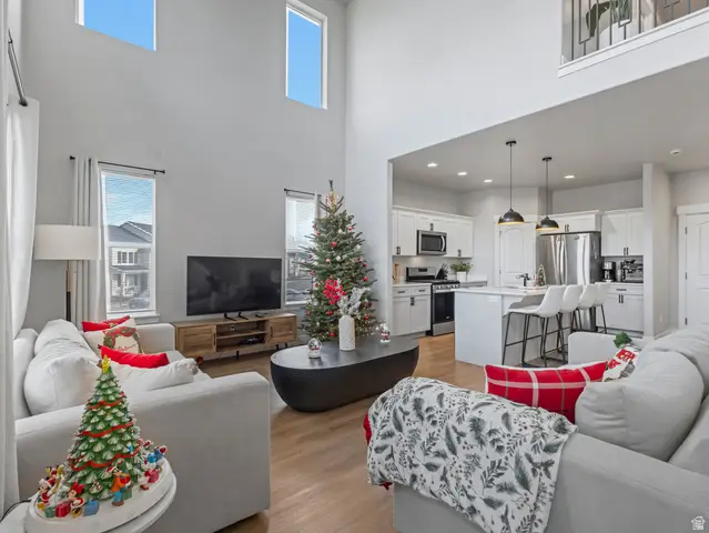 4536 W Parkes Peak Ln, Herriman, UT 84096 - Image #2