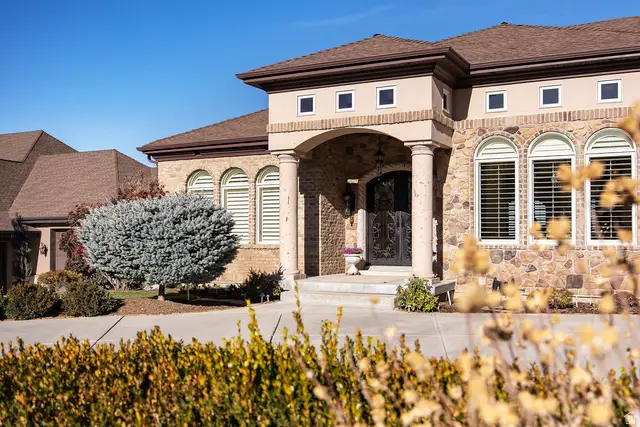 802 Eaglepointe Dr, North Salt Lake, UT 84054 - Image #1