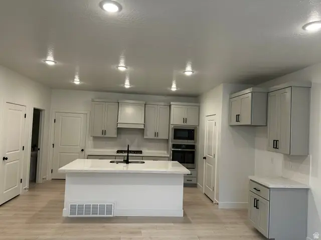 30 S Moonlit Rd, Mapleton, UT 84664 - Image #2