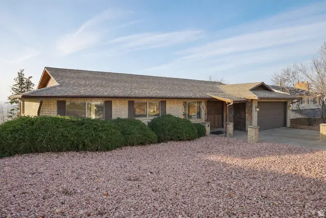 578 Lakeview Way E, Farmington, UT 84025 - Image #2