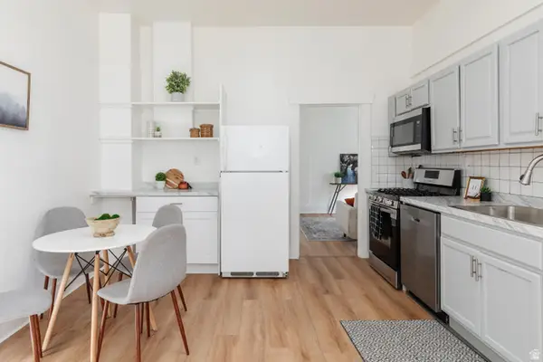 2853 S Lincoln Ave, Ogden, UT 84401