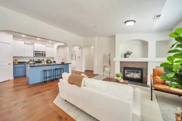 11738 S Currant Dr W #112, South Jordan, UT 84009 - Image #2