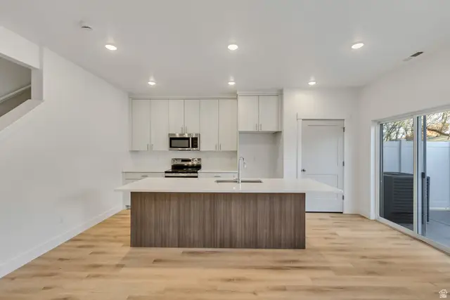 719 S 350 E #3, Ogden, UT 84401 - Image #3