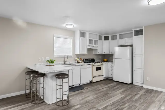 975 E 1175 S #32, Fruit Heights, UT 84037 - Image #3