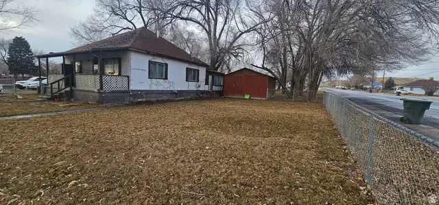 195 E Main St, Wellington, UT 84542 - Image #2