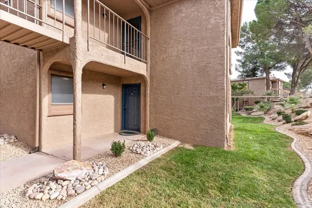 860 S Village Rd W #R4, Saint George, UT 84770 - Image #2