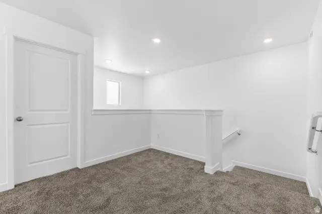 233 E Levengrove Dr #179, Draper, UT 84048 - Image #3