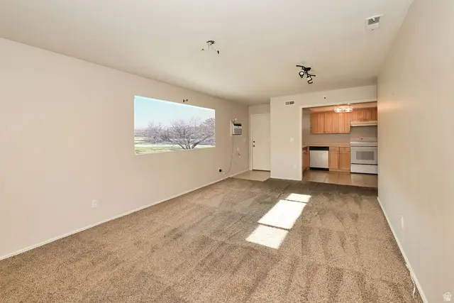 1817 W 7600 Bldg I S #201, West Jordan, UT 84084 - Image #2