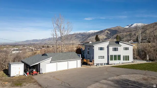 415 E Panoramic Dr N, Hyrum, UT 84319 - Image #1
