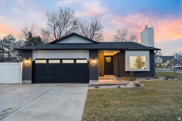 11446 S Sandy Creek Dr E, Sandy, UT 84094 - Image #1