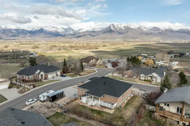 390 Ridge Dr, Heber City, UT 84032 - Image #2