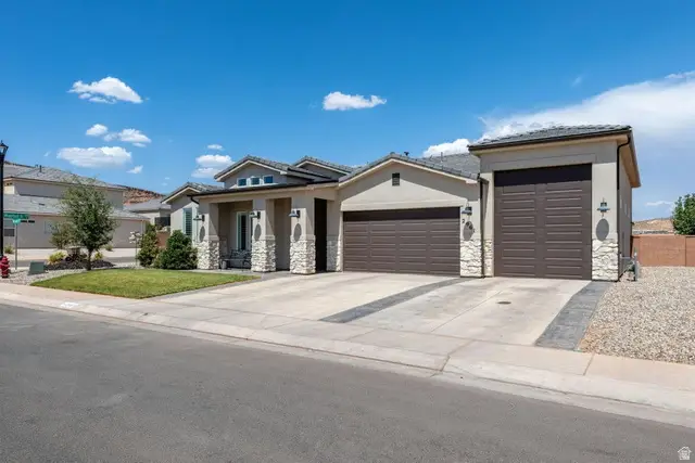 2961 E Beartrap Canyon Dr, Washington, UT 84780 - Image #2