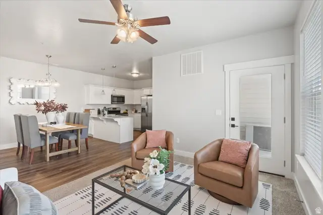 1806 W Newcastle Ln #203, Saratoga Springs, UT 84045 - #2