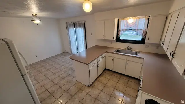 5489 W Cyclamen Ct S, West Jordan, UT 84081 - Image #3