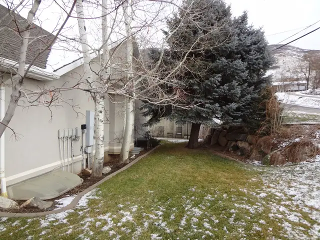660 N 1340 E #8, Fruit Heights, UT 84037 - Image #3