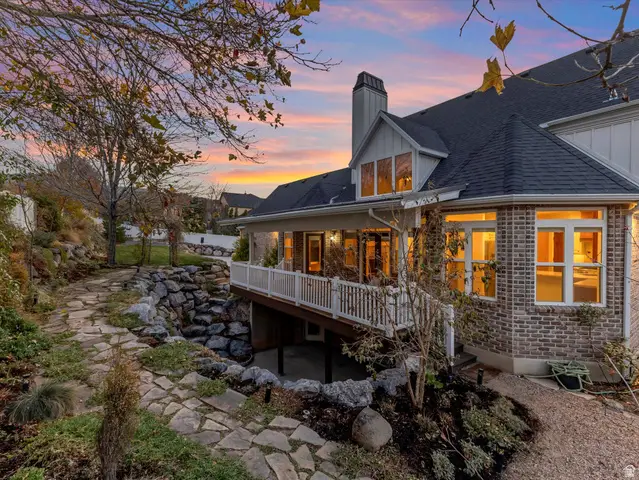 1694 E Apple Orchard Ct S, Draper, UT 84020 - Image #3