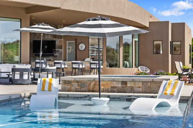 4850 N Petroglyph Dr, Saint George, UT 84770 - Image #1