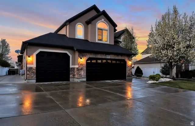 4222 W Chestnut View Dr Dr, South Jordan, UT 84009 - Image #2