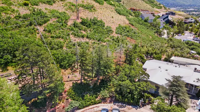 2253 S Lakeline Cir, Salt Lake City, UT 84109 - Image #3