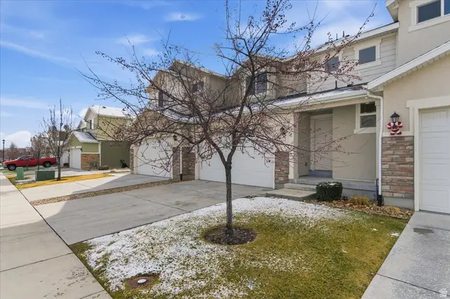 12806 S Fairholme Cir, Herriman, UT 84096 - Image #2