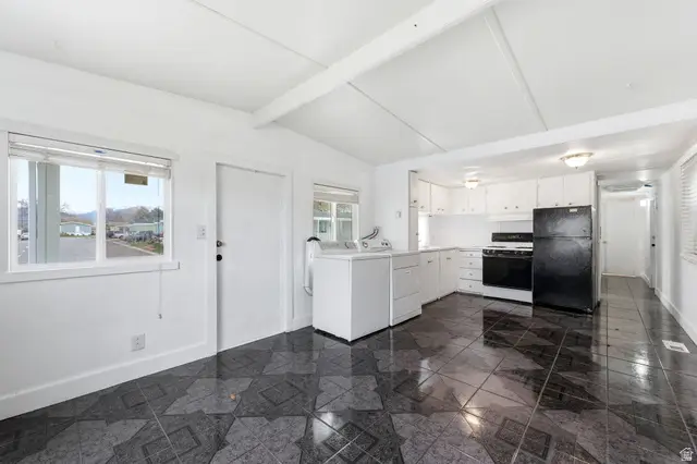 3126 S Westcrest Rd #81A, West Valley City, UT 84120 - Image #3