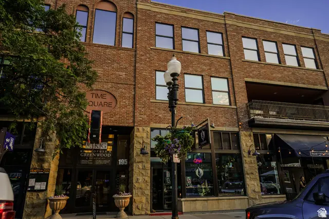 195 E 25th S #5, Ogden, UT 84401 - Image #2