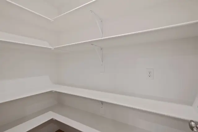 6653 W South Jordan Pkwy, South Jordan, UT 84009 - Image #3