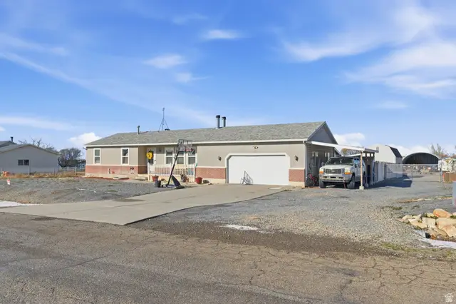 1955 S Stoney Mountain Dr, Lake Point, UT 84074 - Image #1