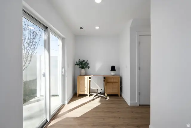 253 W Bishop Pl #10, Salt Lake City, UT 84103 - Image #3