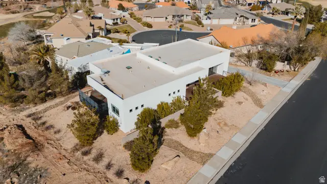 2176 S Southgate Hills Dr, Saint George, UT 84770 - Image #2