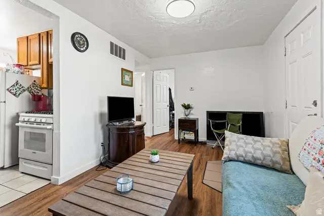 1461 W Sunset Ave, West Valley City, UT 84119 - Image #3