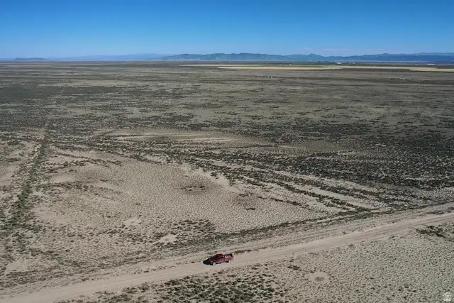 7985 W 7200 N, Beryl, UT 84714 - Image #2